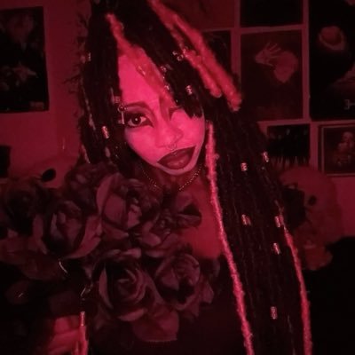 theehellpriest's profile picture