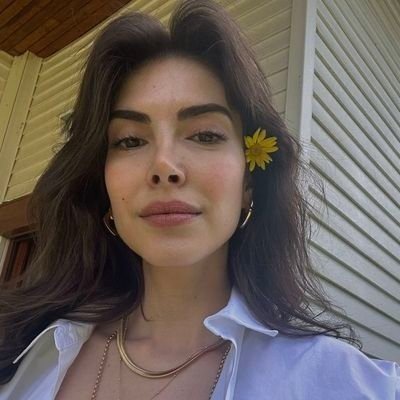 𝑧𝑒𝑦𝑛𝑜𝑠's profile picture