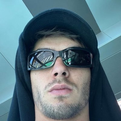 enesssard's profile picture