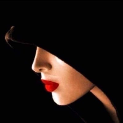 Rose Nur's profile picture