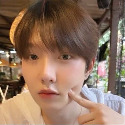 famai127's profile picture
