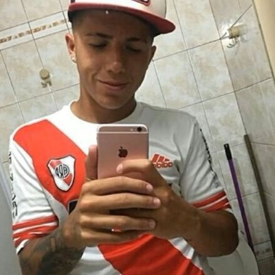 ro lvs fifi 🇦🇷's profile picture