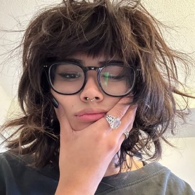 kiyanavimmau's profile picture
