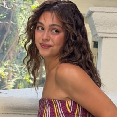 poetsneil's profile picture