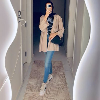 zahraadiab30's profile picture