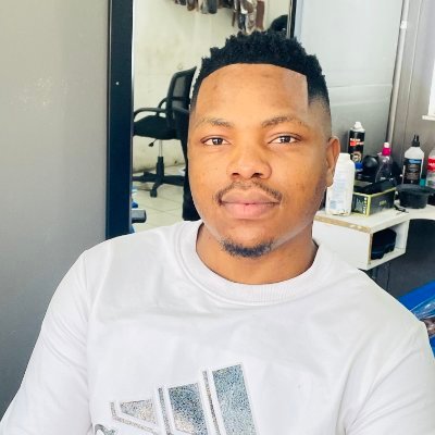 Nhlangothi's profile picture