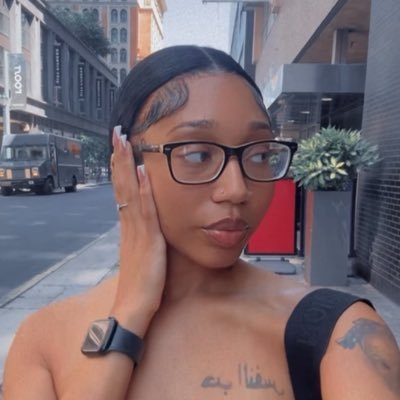 IyanaTHEgoddess's profile picture