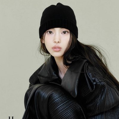 hyeinni's profile picture