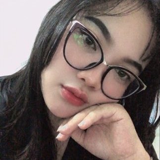 re's profile picture