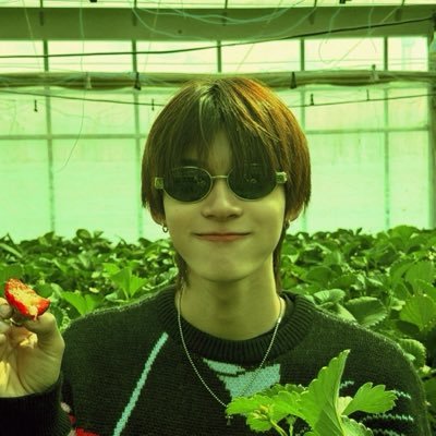 วายเค🍯🕶️ ft. ที่สามของเธอ🍊's profile picture