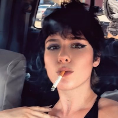 lily diana's profile picture