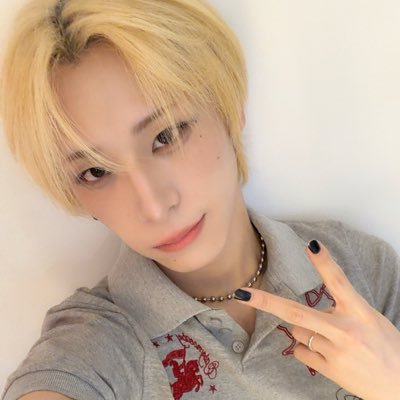 i, Emo Bnuny TITI 𓆩❤️𓆪's profile picture