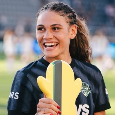 ElsaSolangeJR's profile picture