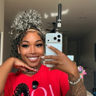 Emary Chanel's profile picture