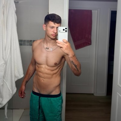 hugofiuzaa's profile picture