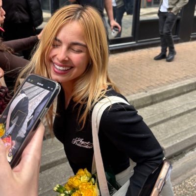 huyendodeaqui's profile picture