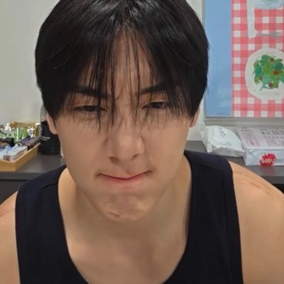 🇲🇽 Ale Flores … 윤산하 언제나 너 💜's profile picture