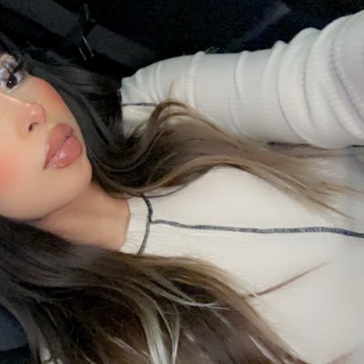 sleepyyyweeb's profile picture