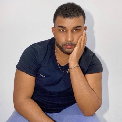 luxshicianx's profile picture