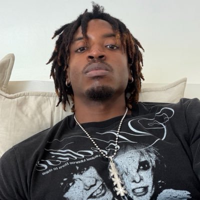 flygodT's profile picture
