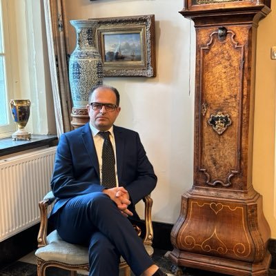 AzadMostowfi's profile picture