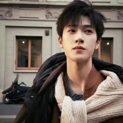 h7sbijst31703's profile picture