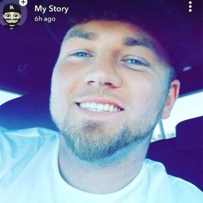 holdhlee's profile picture