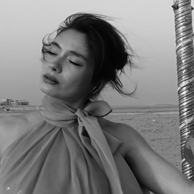 09𝓱09 ❀'s profile picture