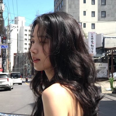 ★'s profile picture