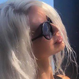 SnigurOla74609's profile picture