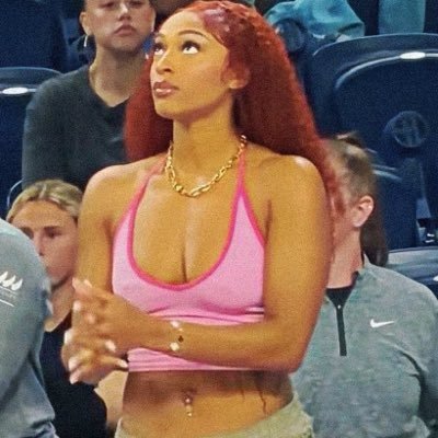 tay 𑣲.'s profile picture