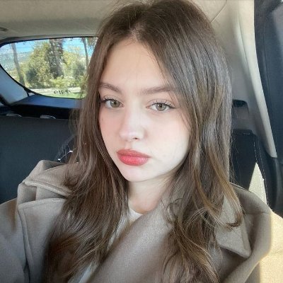 Patrici16942001's profile picture