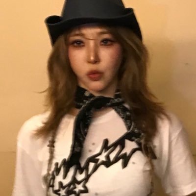 ultmoonsun's profile picture