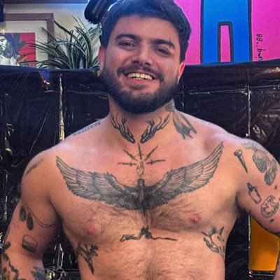 bernard vai ver a slayyyter's profile picture