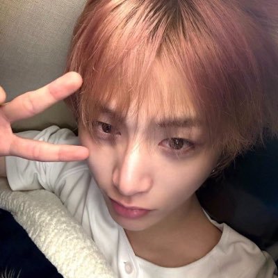 lovetaesan__'s profile picture