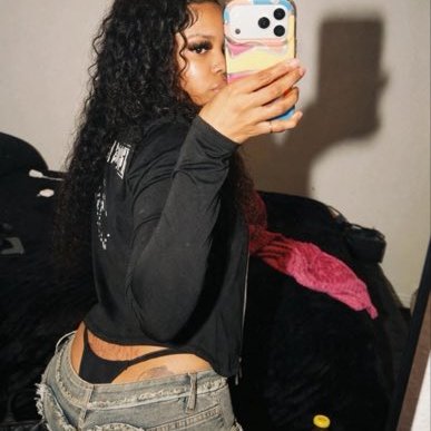 toniqueeee's profile picture
