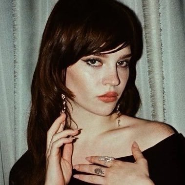 helenebronte's profile picture