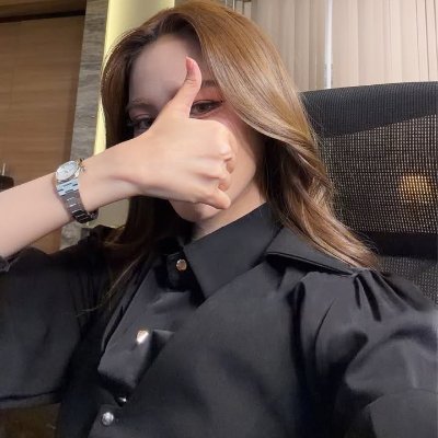 ⓙⓤⓛⓘⓐⓝⓐ's profile picture