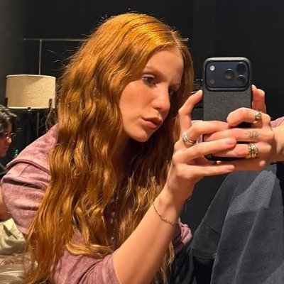 vitória's profile picture