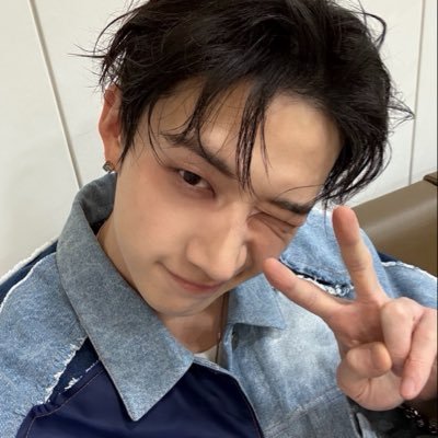 skzrecords's profile picture