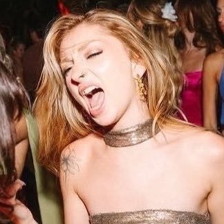 zey𓏲*ੈ✩'s profile picture
