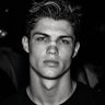𝕊𝕥𝕒𝕣𝕜 profil fotoğrafı