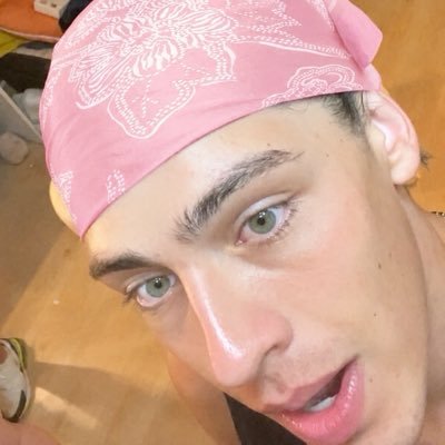 adá⋆‧°𓏲ּ𝄢 #CRUSH's profile picture