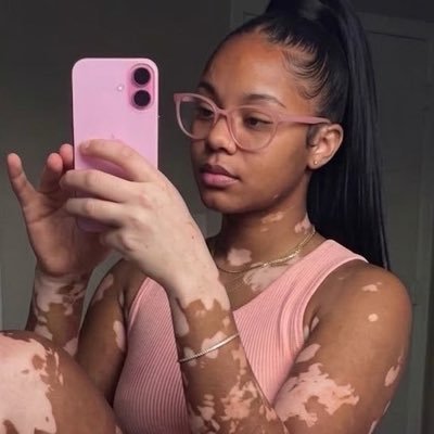 Yonlotvesyon's profile picture