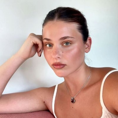 lynn's profile picture