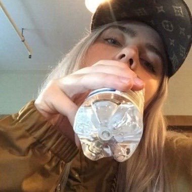 deniz ✧'s profile picture