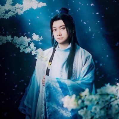 良知真次/俳優・歌手・演出家・振付師・プロデューサー《World Code社長》's profile picture