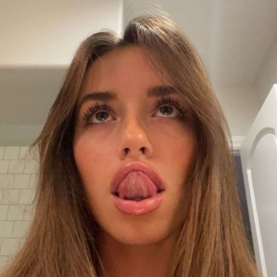 celebs's profile picture
