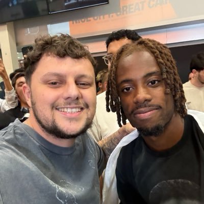Axel 🦅's profile picture