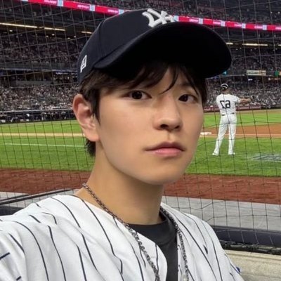 _Maluzis's profile picture